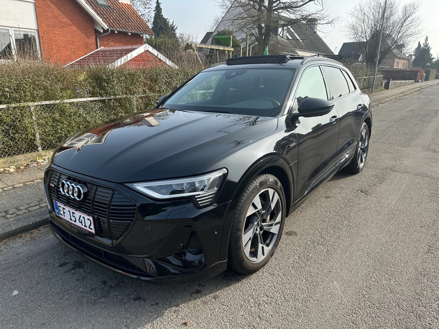 Sort Audi e-tron fra 2021