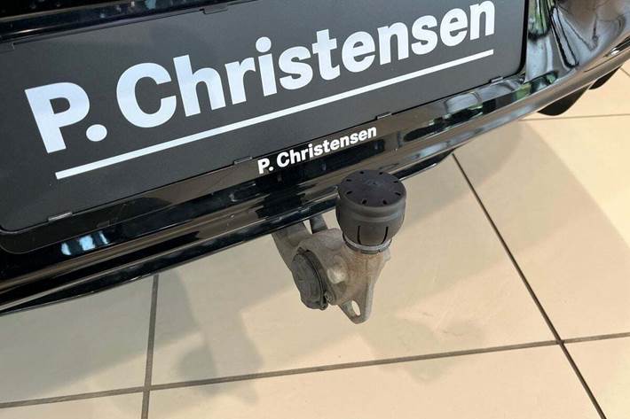 Sort Mercedes EQE350+ fra 2022