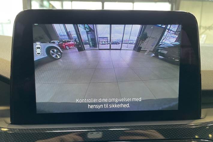 Grå Ford Kuga fra 2023