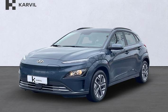 Blå Hyundai Kona fra 2022 set udefra