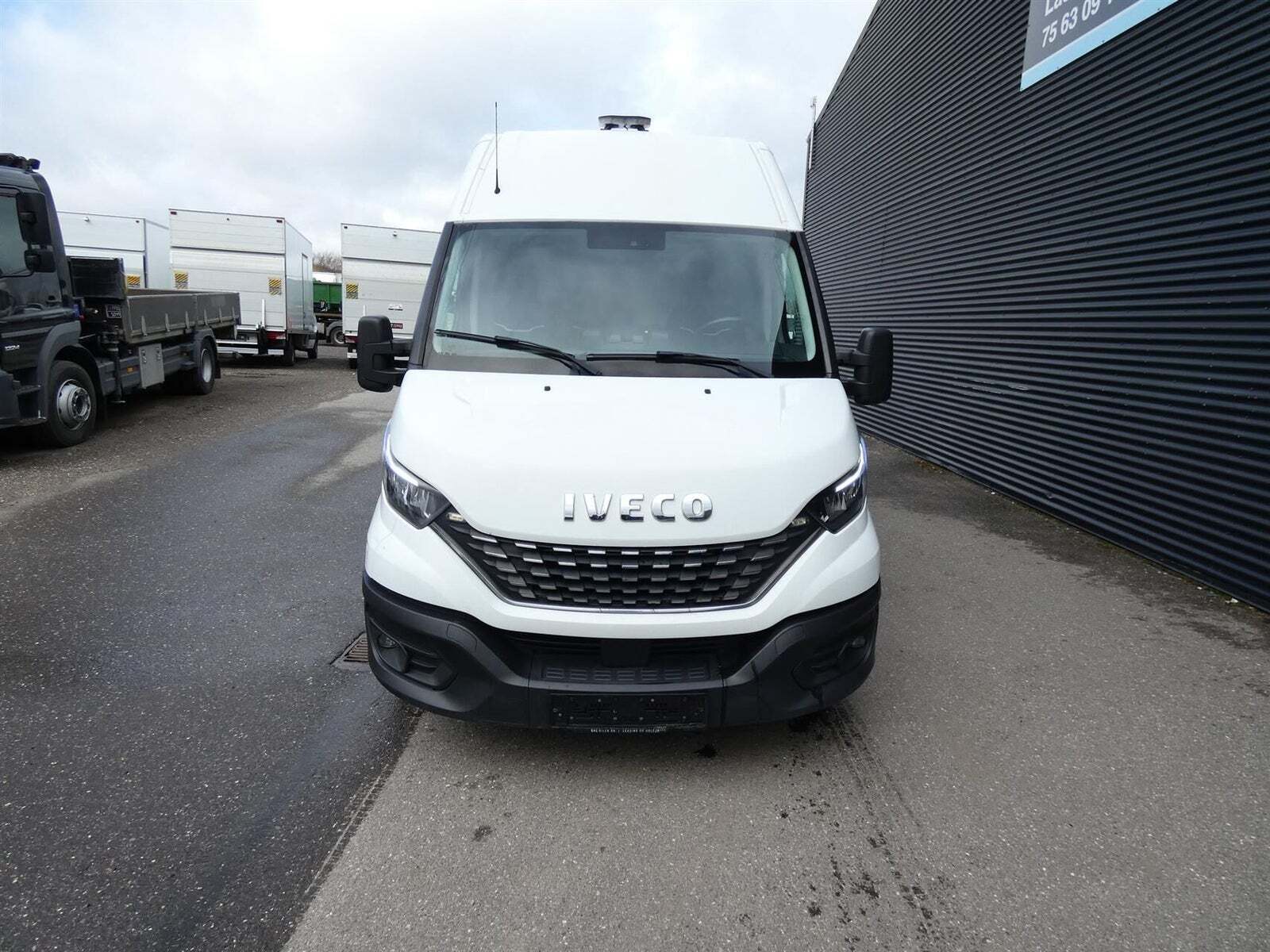 Hvid Iveco Daily fra 2021