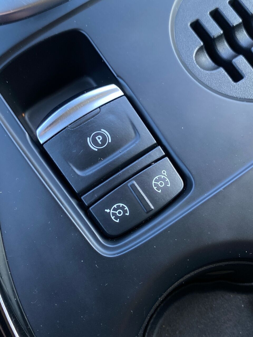 Rød Renault Kadjar fra 2016