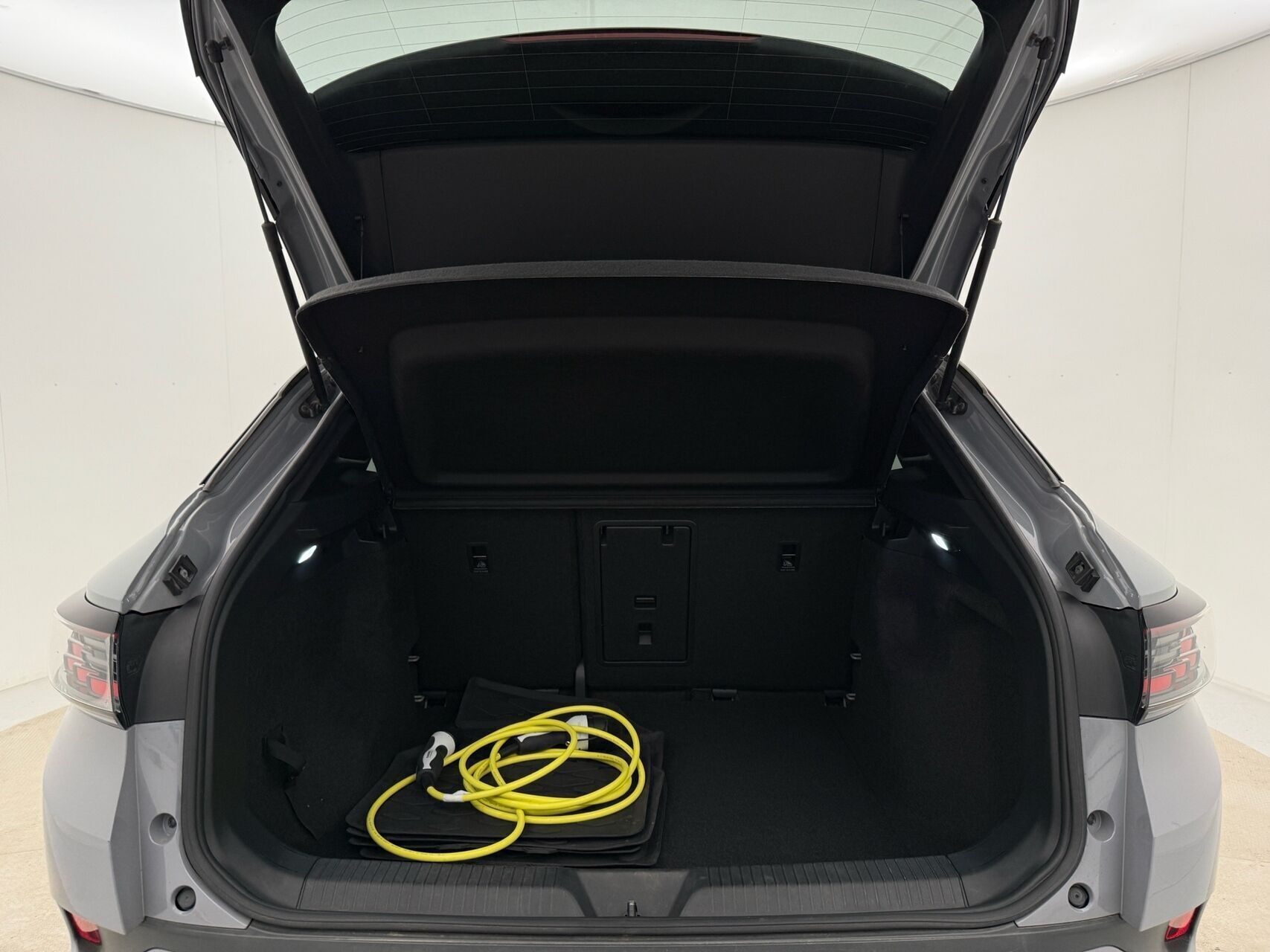 Grå VW ID.4 fra 2022