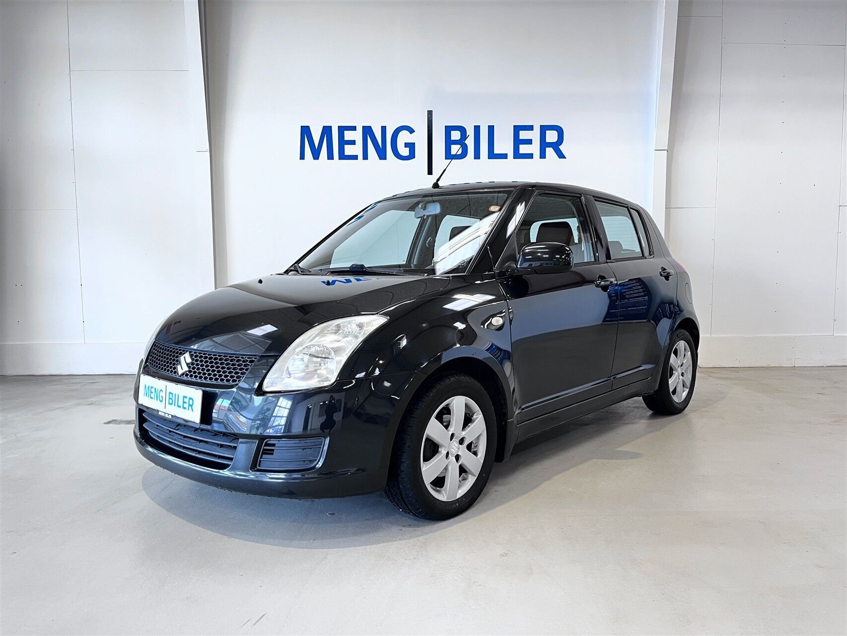 Sort Suzuki Swift fra 2008