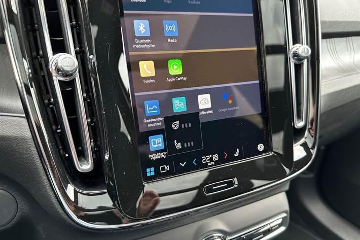 Sort Volvo EX40 fra 2024