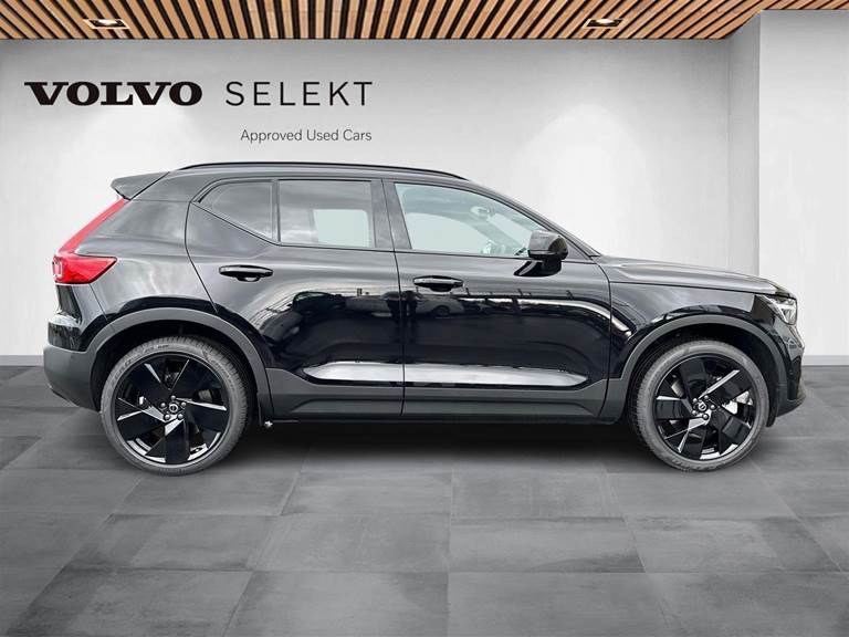 Volvo EX40 Single Motor Extended Range Black Edition 252HK 5d Aut.