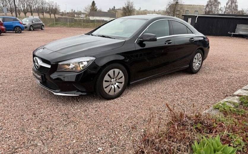 Mercedes CLA200