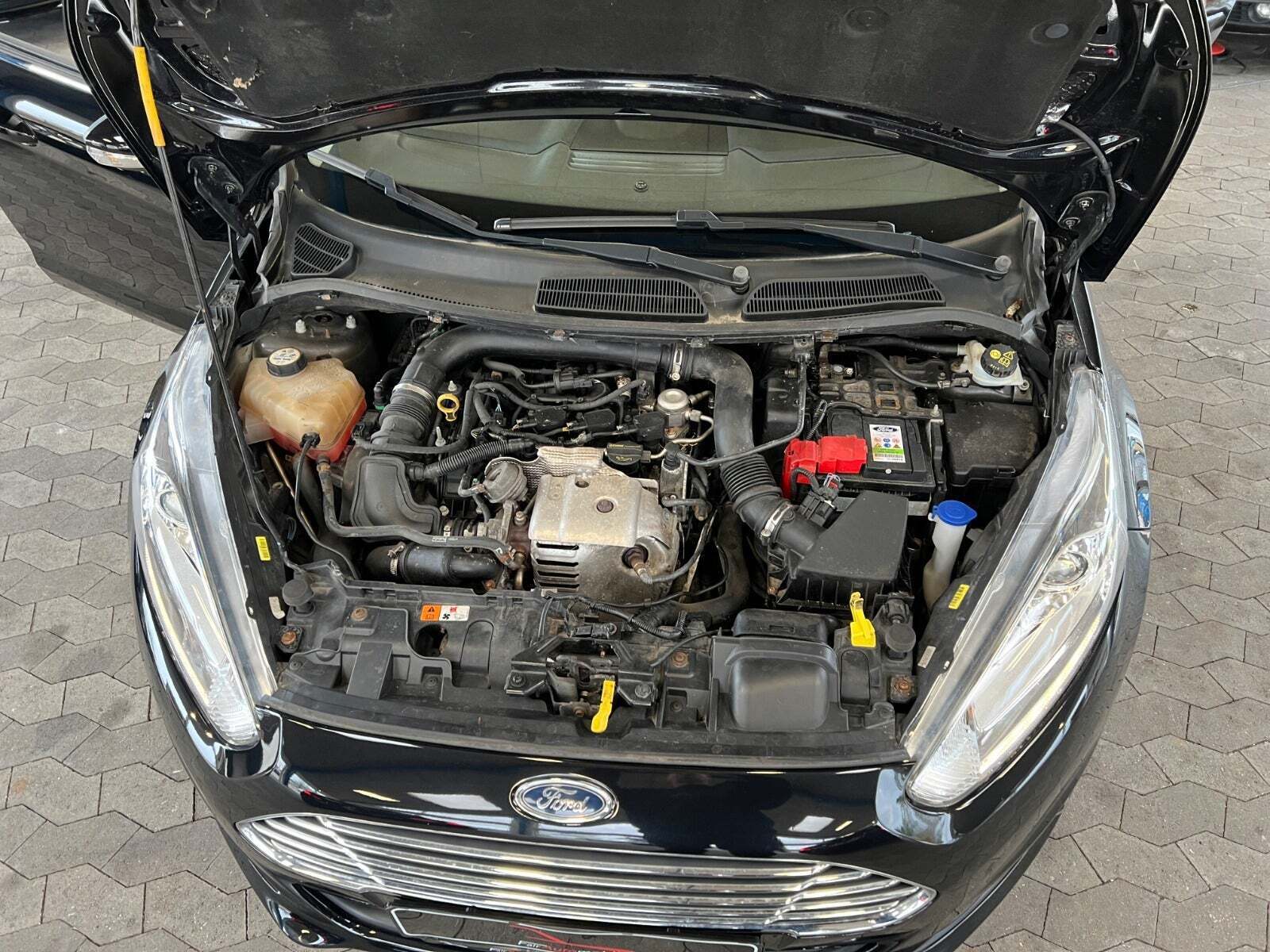 Sort Ford Fiesta fra 2016