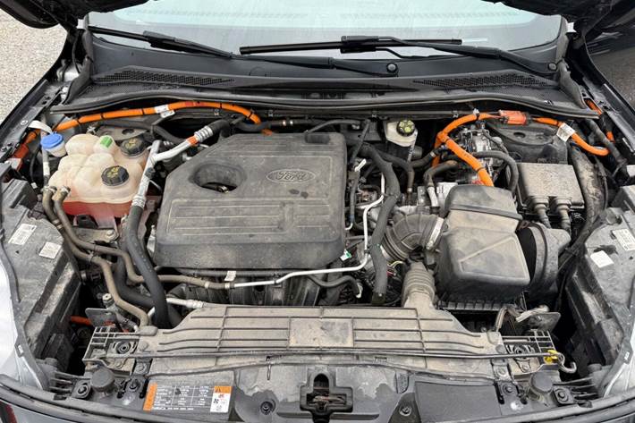 undefined Ford Kuga fra 2020