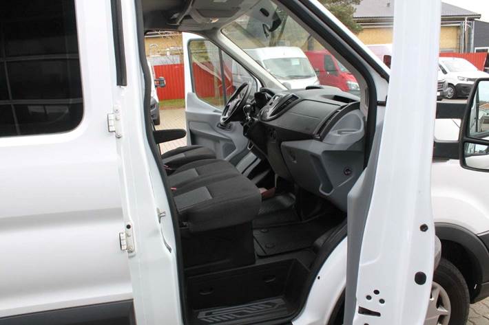 undefined Ford Transit 350 L3 Chassis fra 2019