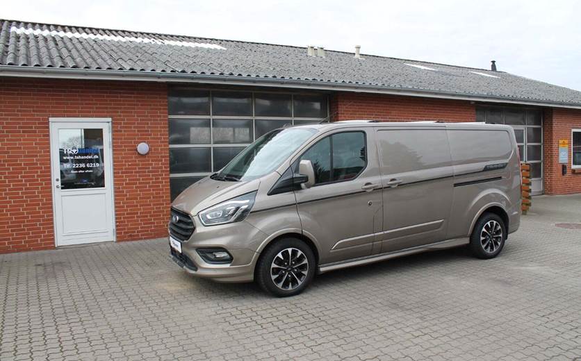 Ford Transit Custom 320 L2 2,0 TDCi 185 Sport aut.