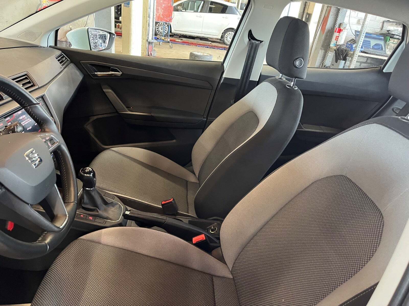 Hvid Seat Ibiza fra 2019