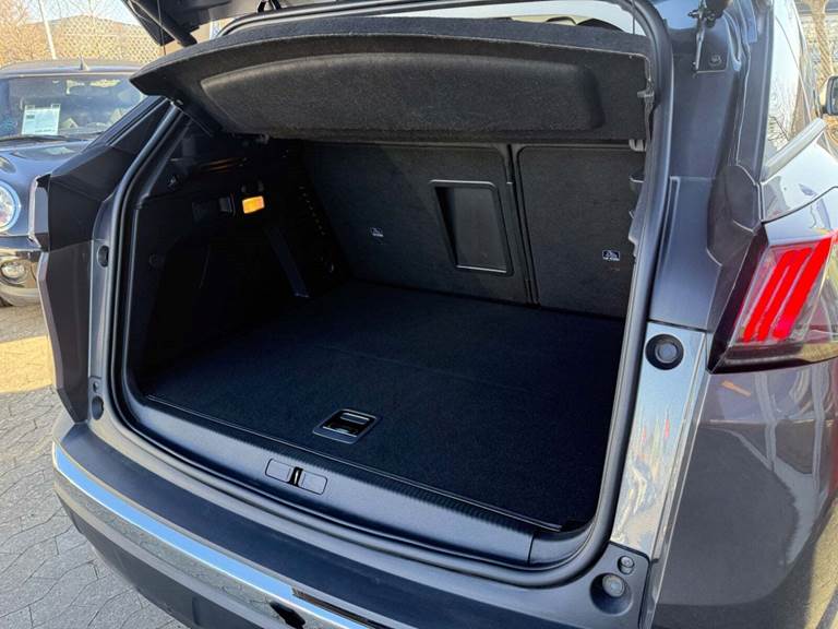 Peugeot 3008 1,6 Hybrid Allure Pack EAT8