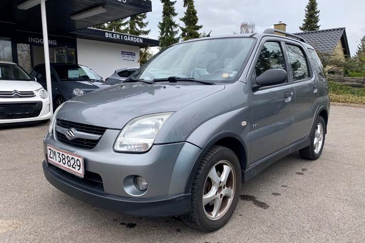 Grå Suzuki Ignis fra 2008