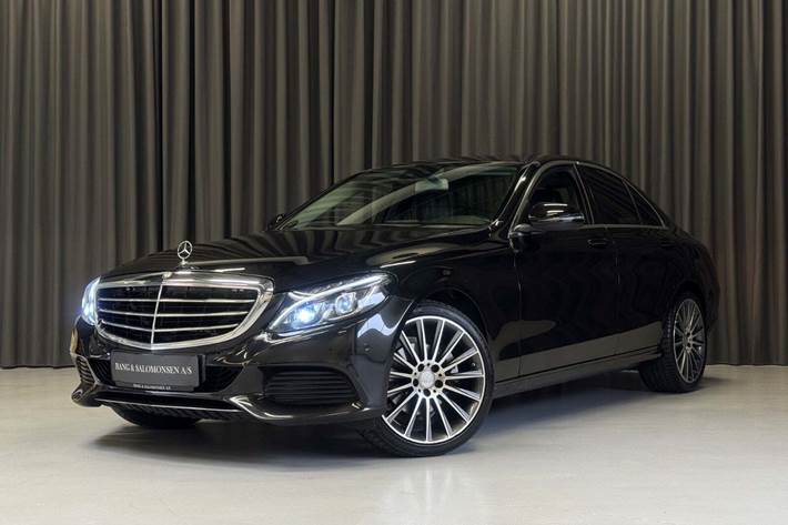 Sort Mercedes C220 d fra 2015
