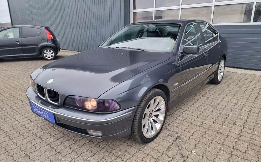 BMW 520i