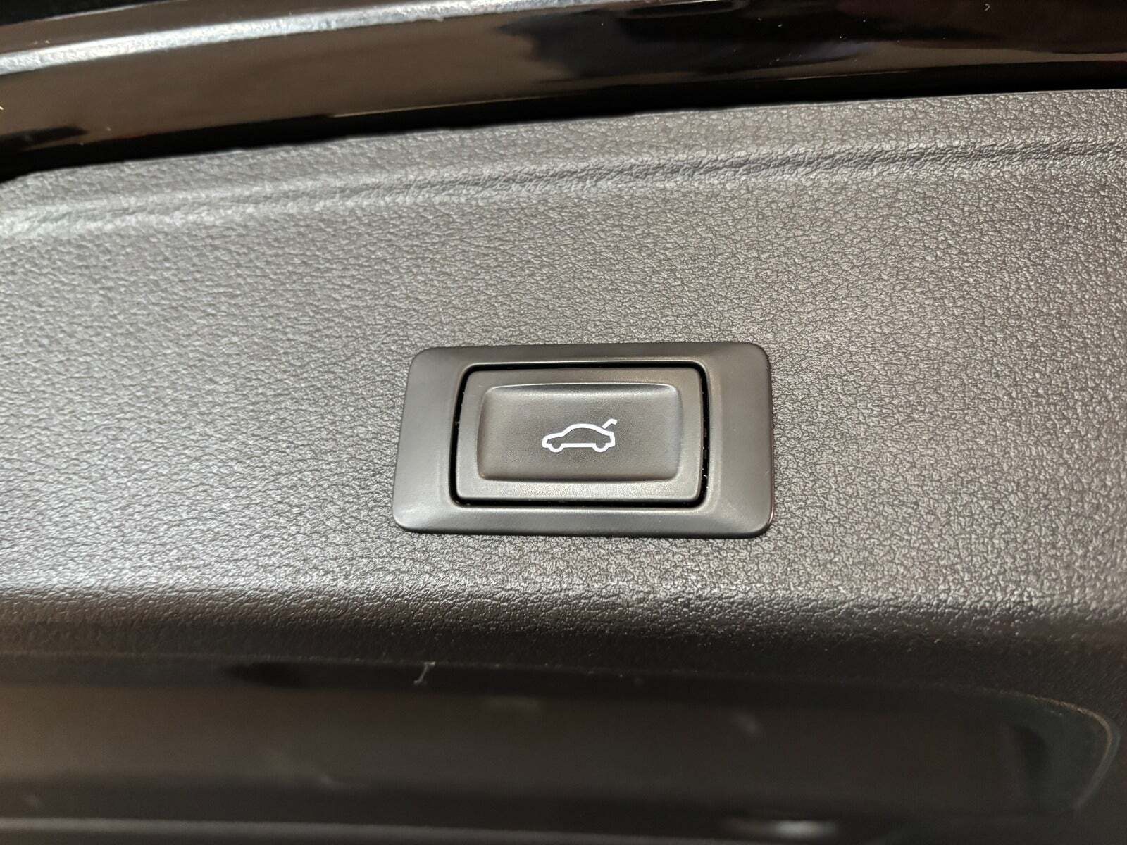 Sort Audi A4 fra 2016