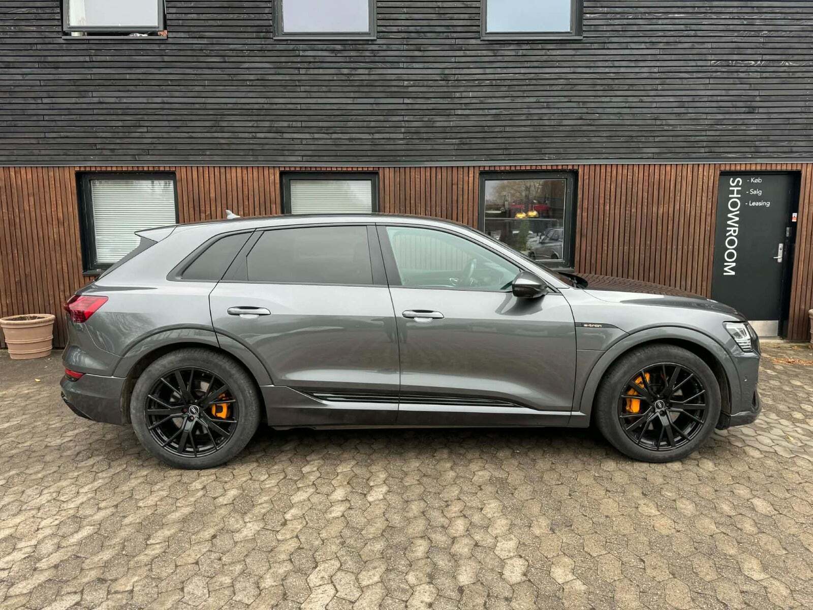 Audi e-tron 55 S-line quattro