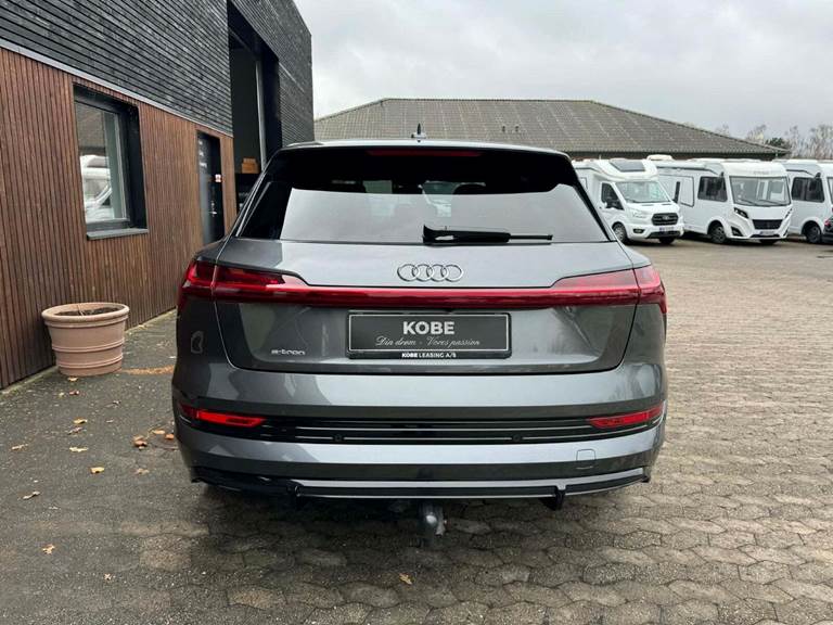 Audi e-tron 55 S-line quattro
