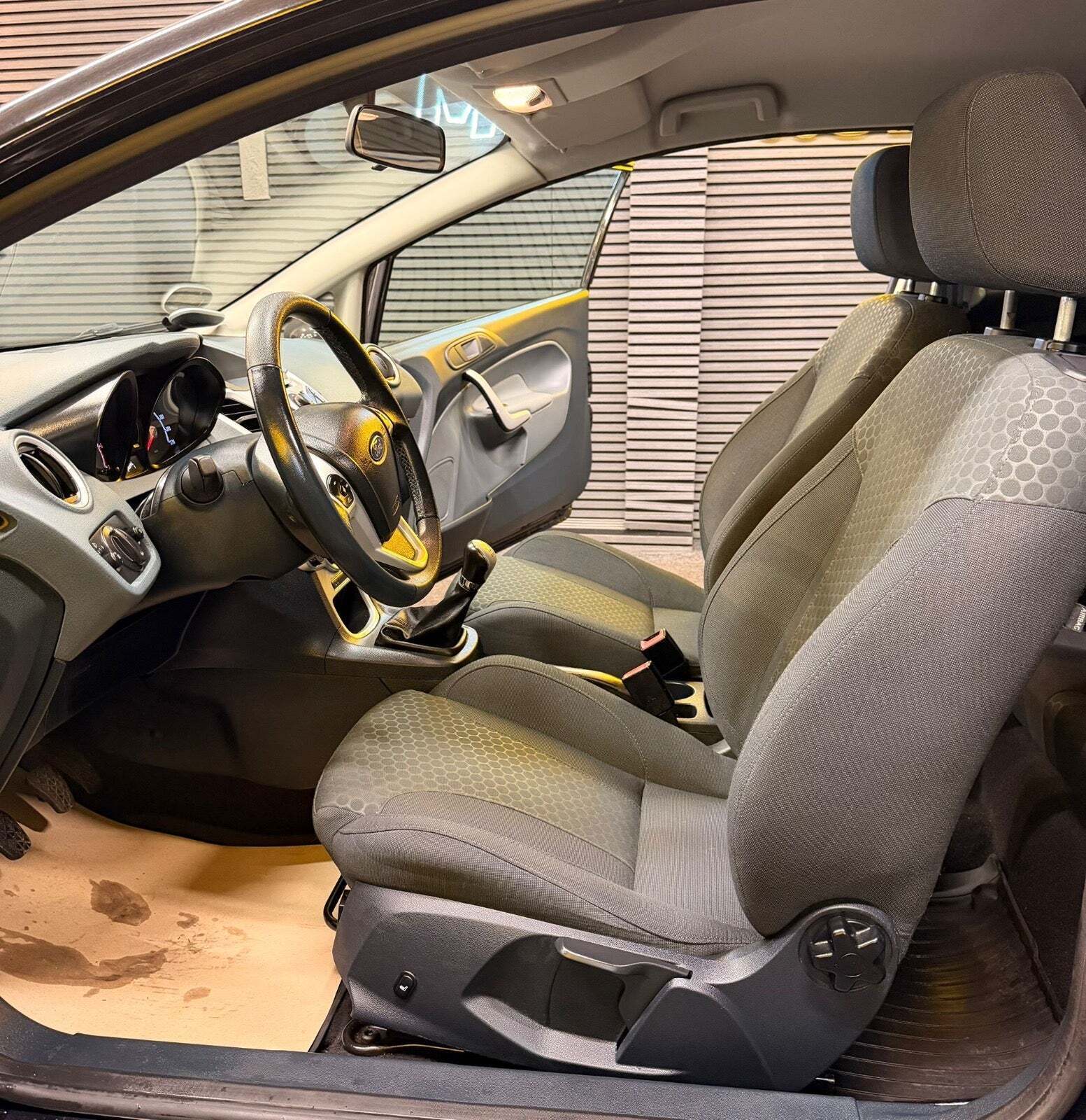 Ford Fiesta 1,6 Ti-VCT Sport