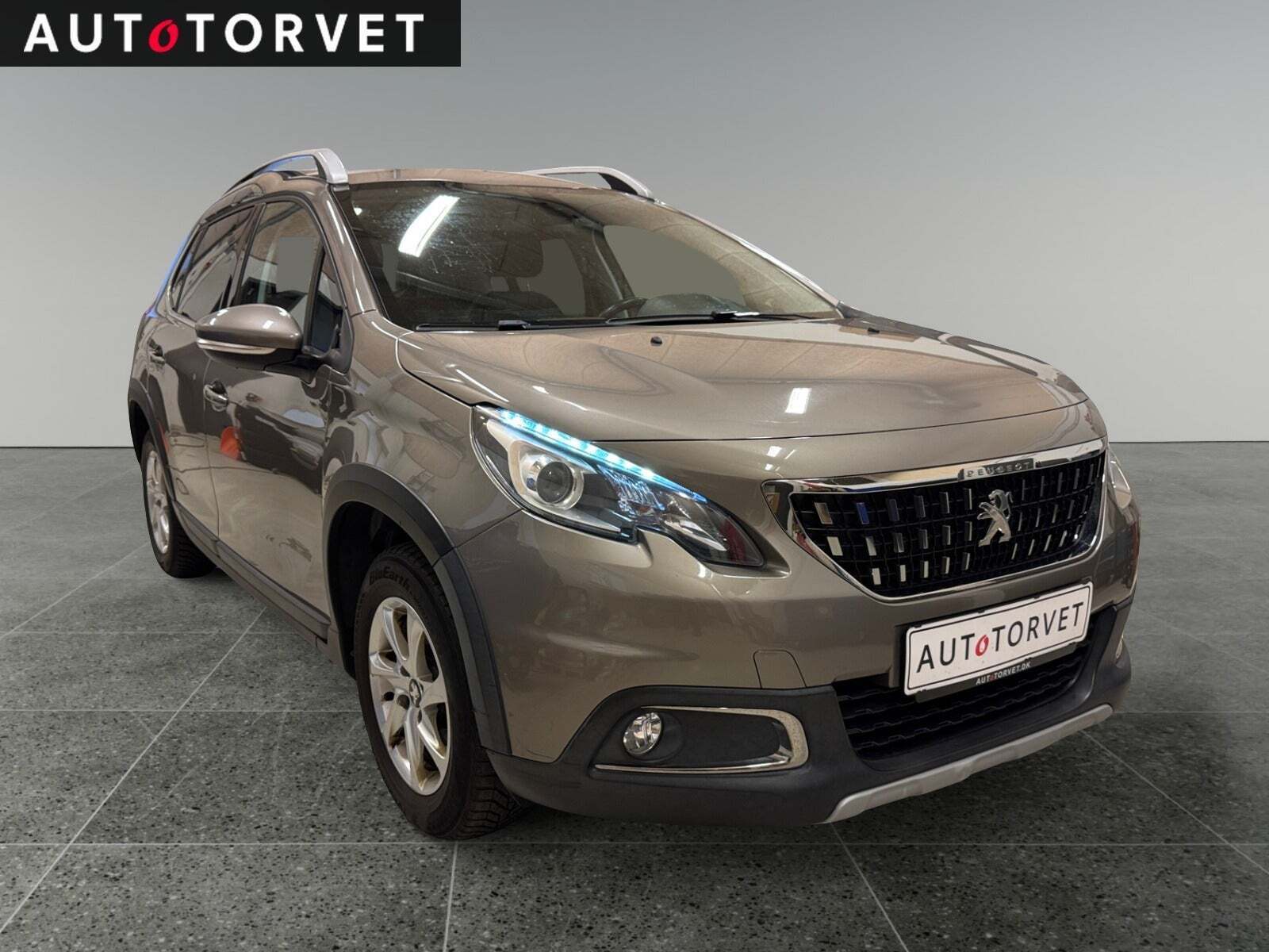 Peugeot 2008 1,6 BlueHDi 100 Allure
