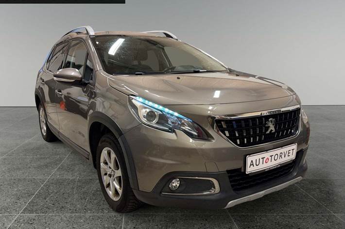 Grå Peugeot 2008 fra 2016