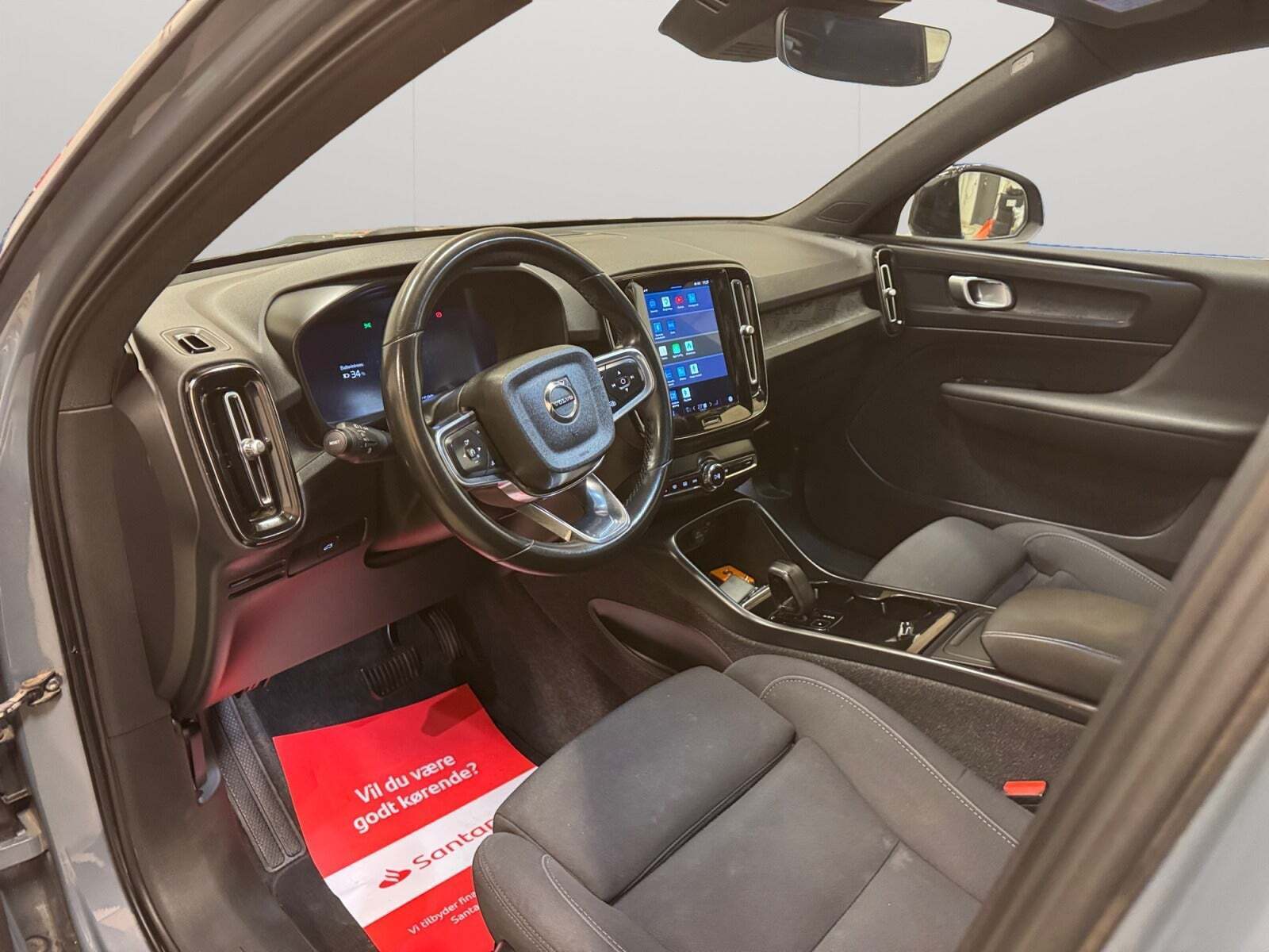 Volvo XC40 P6 ReCharge Core