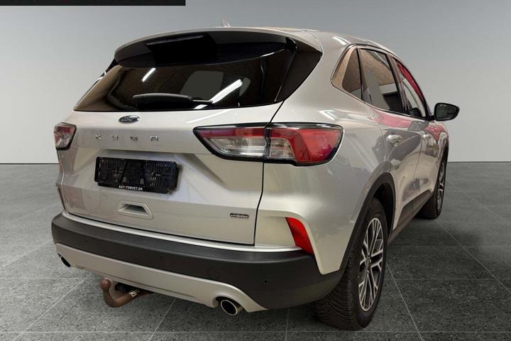 Sølv Ford Kuga fra 2020