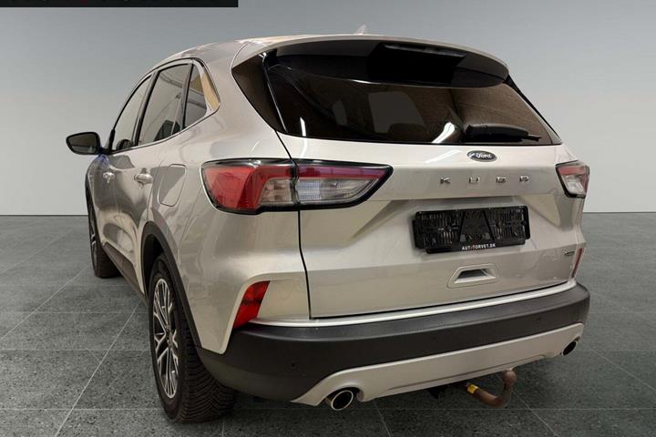 Sølv Ford Kuga fra 2020