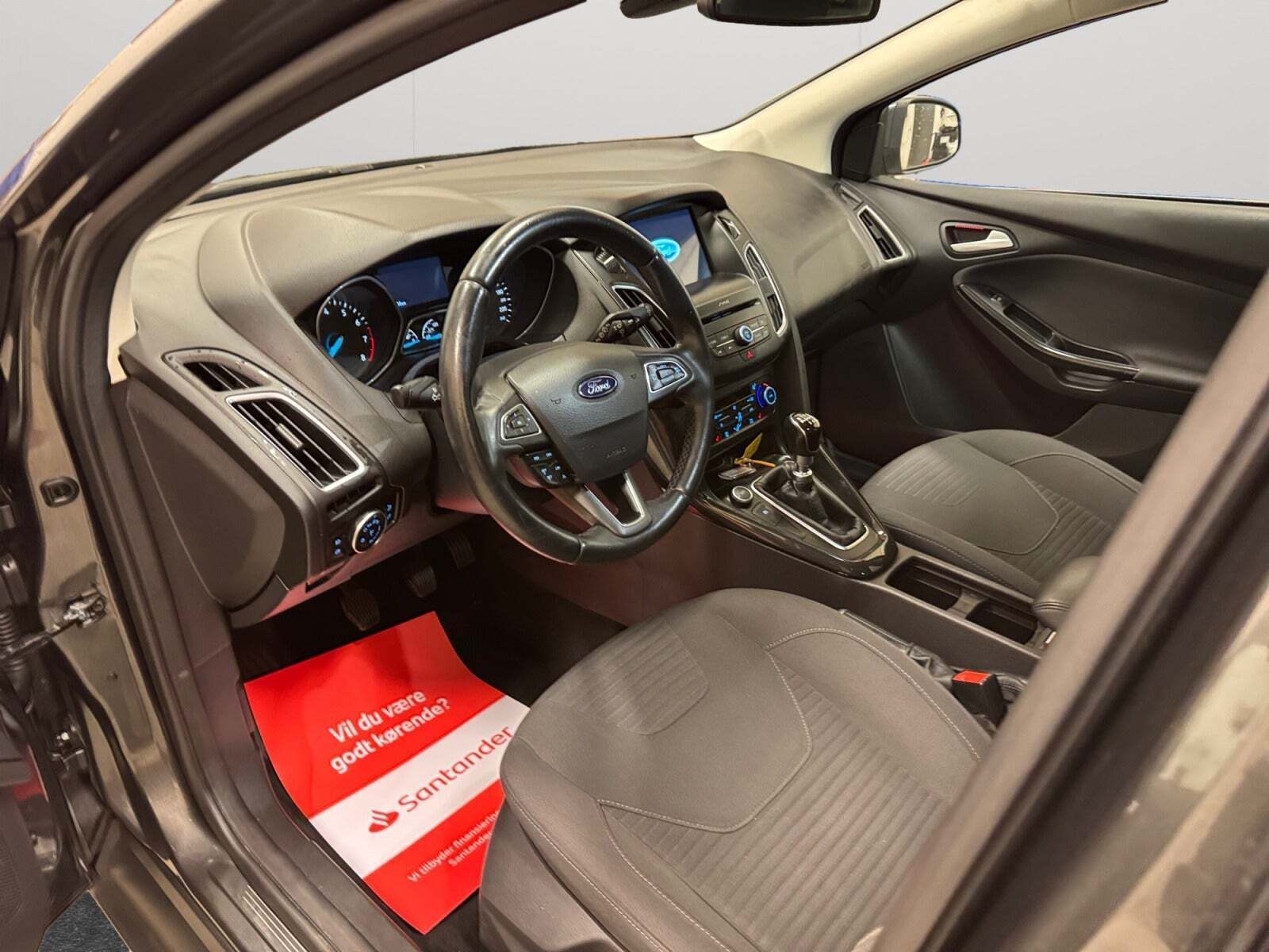 Ford Focus 1,0 EcoBoost Titanium stc.