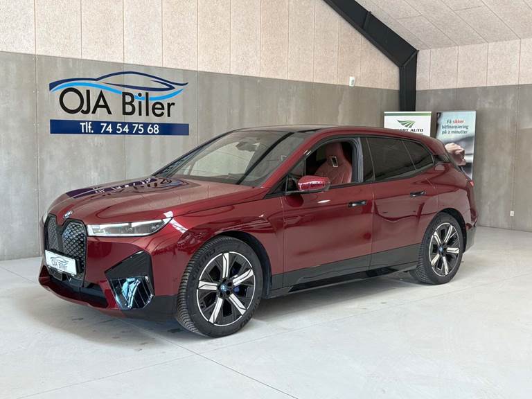 BMW iX xDrive50