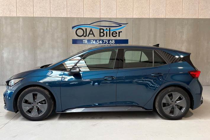 Blå Cupra Born fra 2023