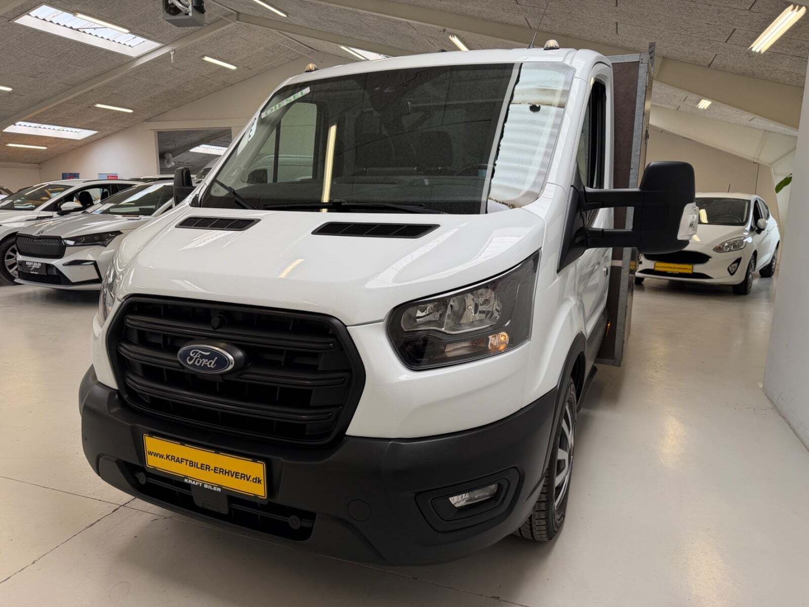 Ford Transit 350 L3 Chassis 2,0 TDCi 170 Trail H1 FWD