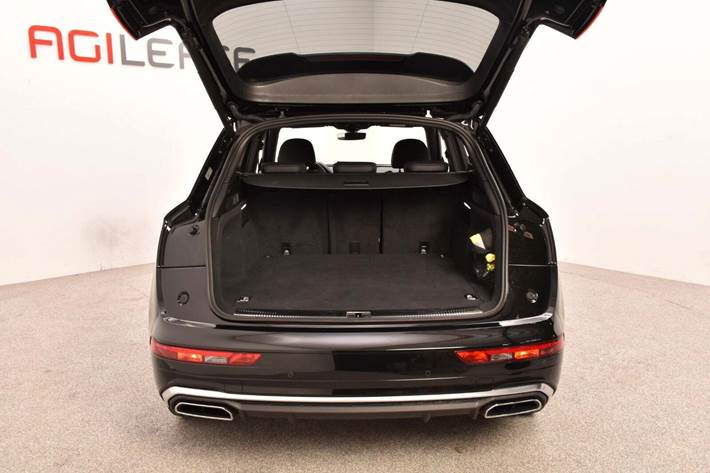 Sort Audi Q5 fra 2021