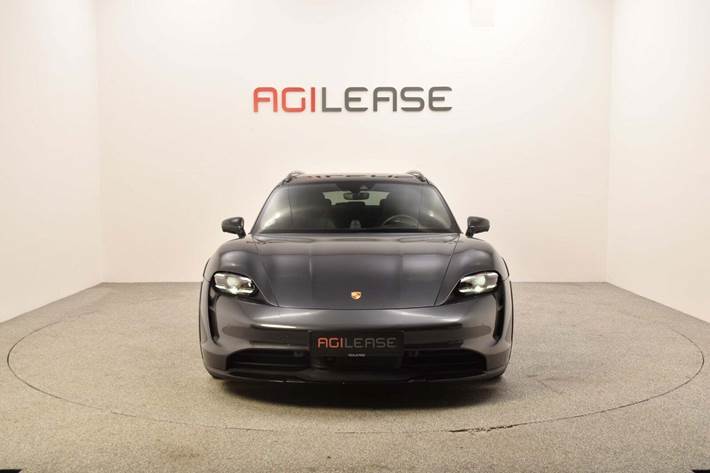 Grå Porsche Taycan 4 fra 2021