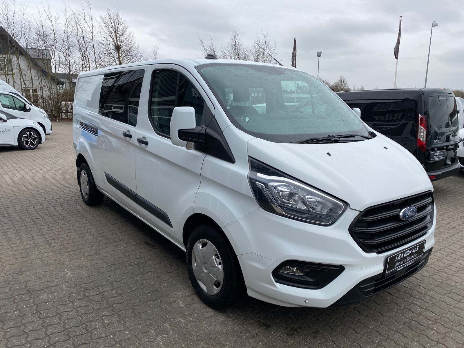 Ford Transit Custom 300 L2 2,0 TDCi 130 Trend Mandskabsvogn
