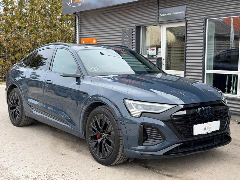 Audi Q8 e-tron 55 S-line Sportback quattro