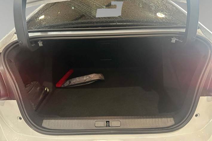 Hvid Citroën ë-C4 X fra 2024