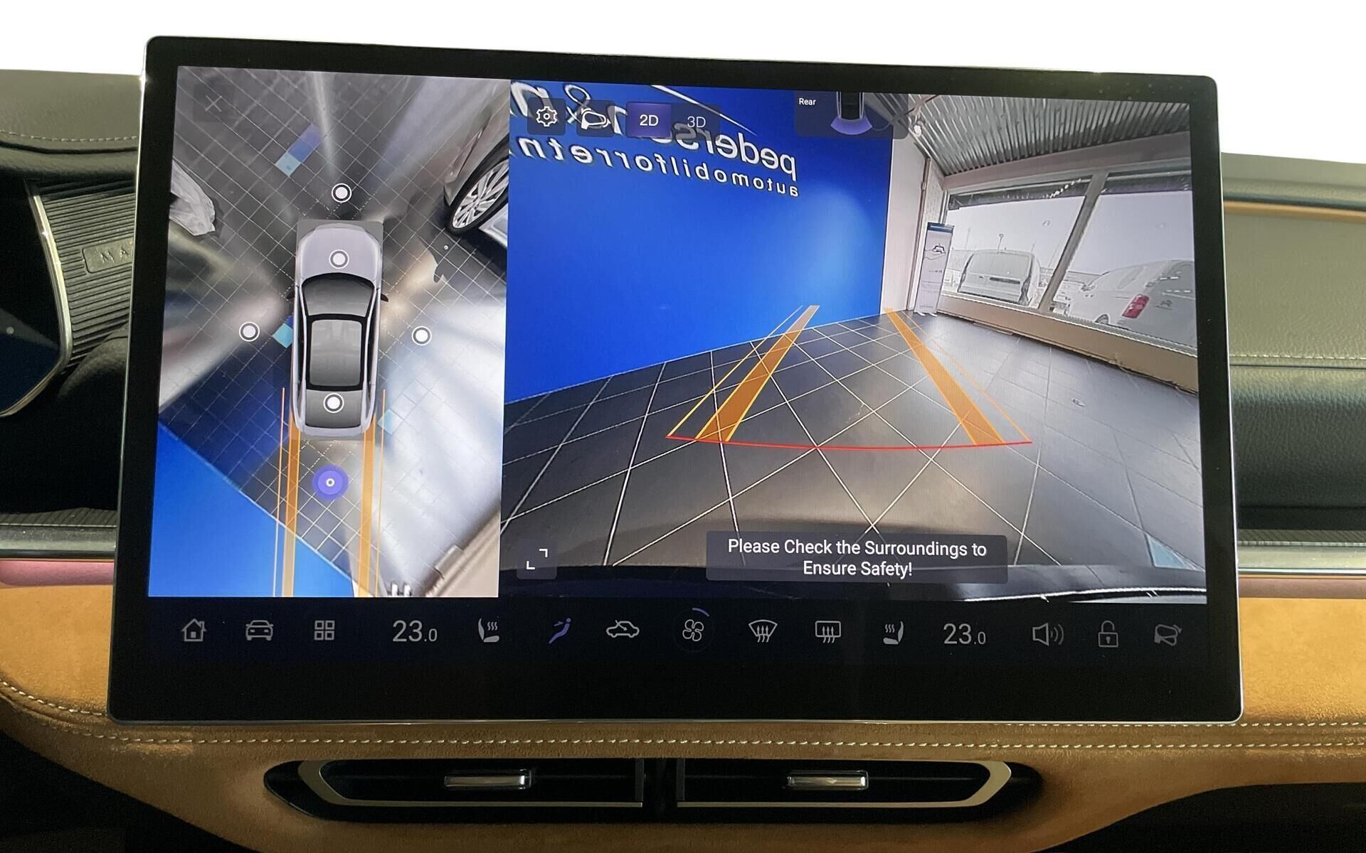 Grå Mazda 6e fra 2026