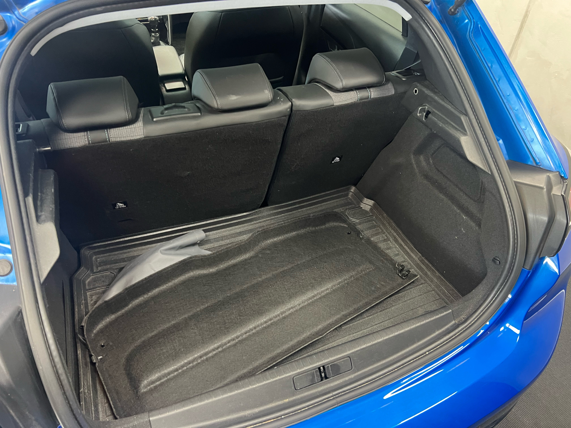 Peugeot 208 1,2 PureTech Edition 210+ 100HK 5d 6g