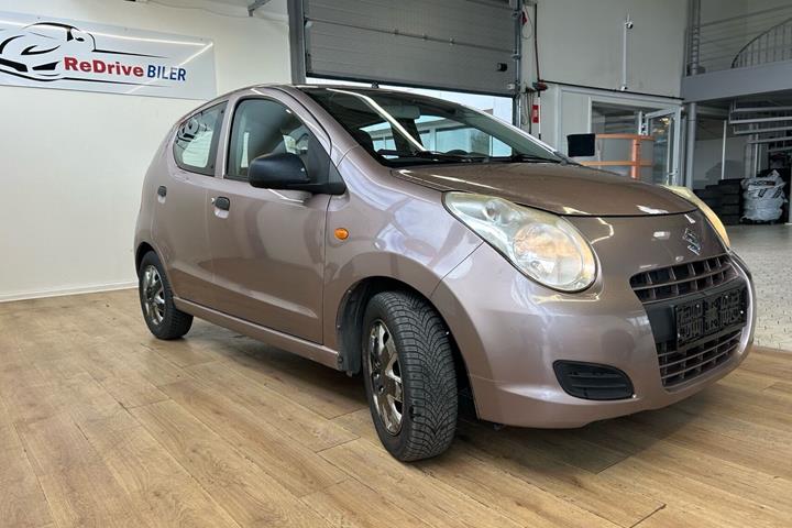 Lilla Suzuki Alto fra 2011