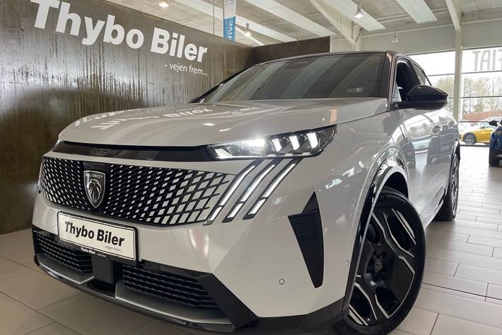 Hvid Peugeot e-3008 fra 2024