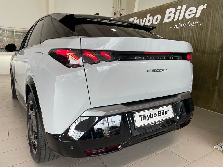 Peugeot e-3008 EL GT Pack 210HK 5d Aut.