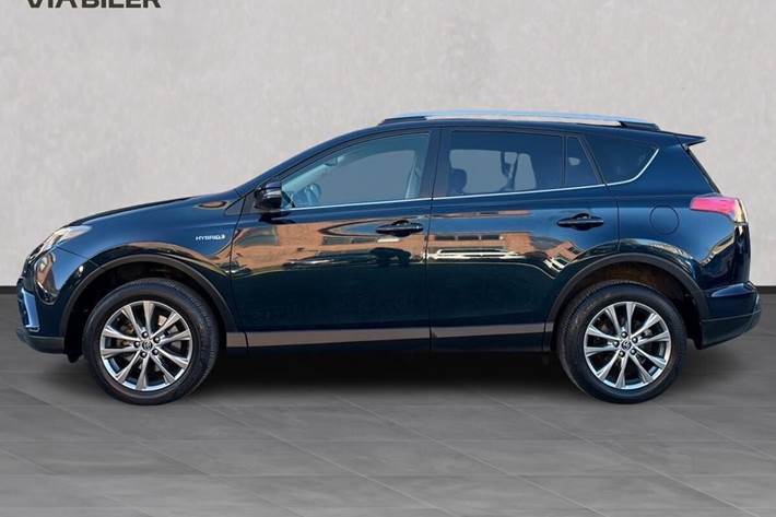 Blå Toyota RAV4 fra 2019
