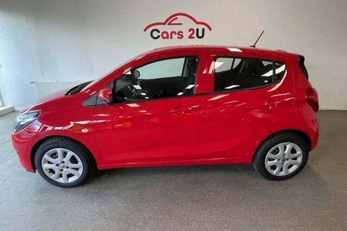 Rød Opel Karl fra 2018