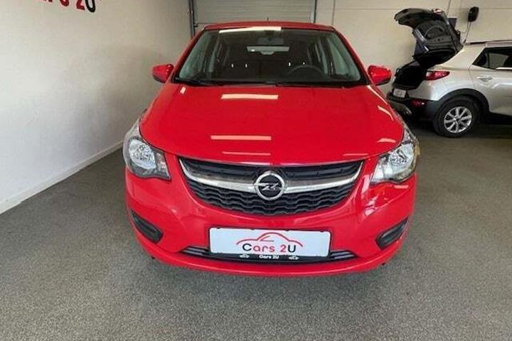 Rød Opel Karl fra 2018