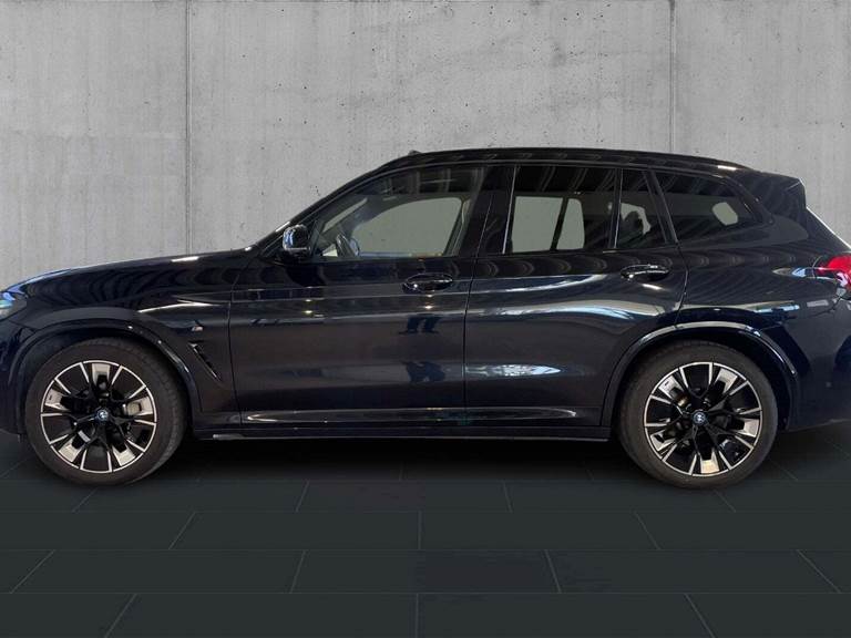 BMW iX3 Charged Plus M-Sport