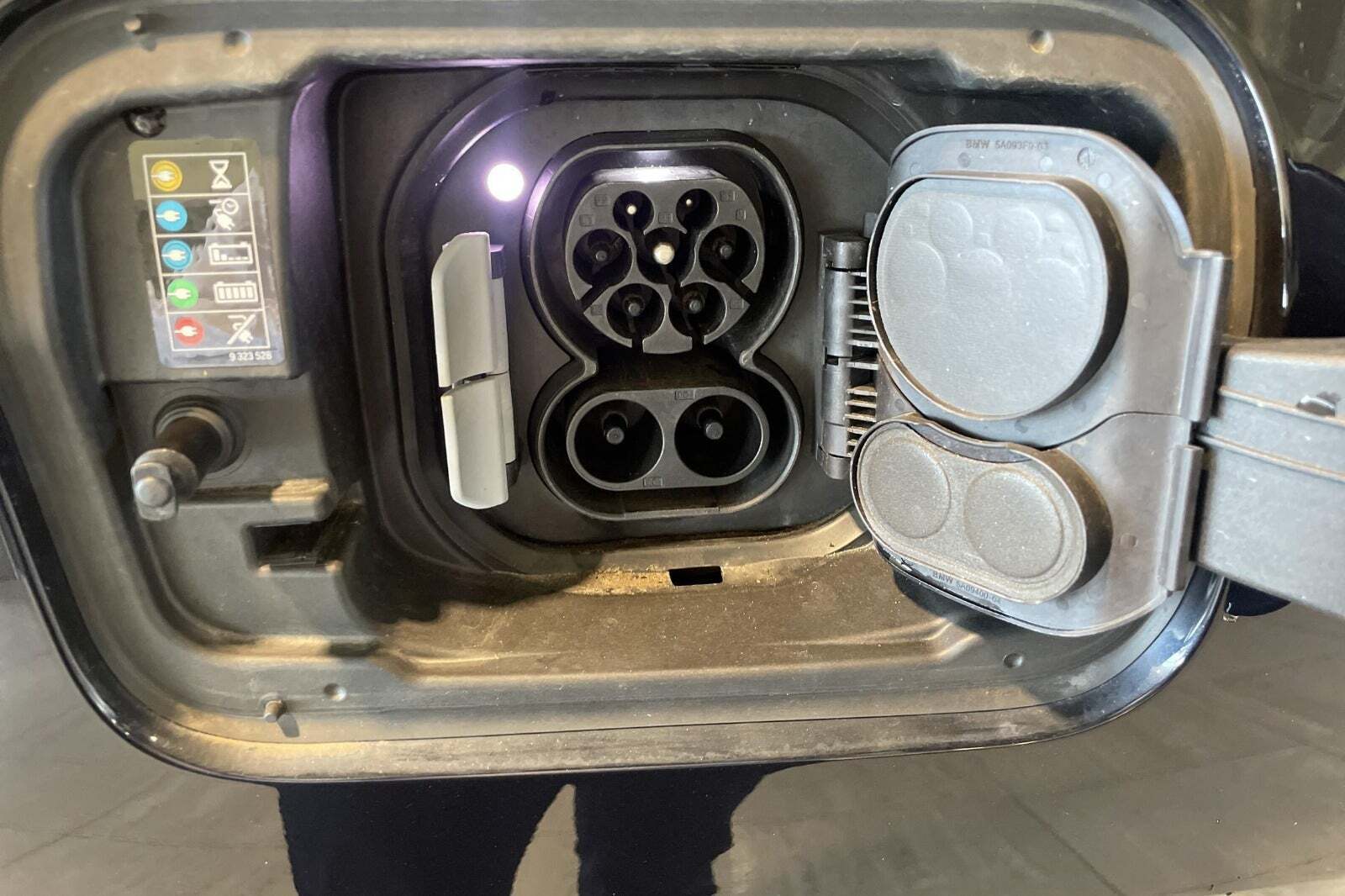 Sort BMW iX3 fra 2023