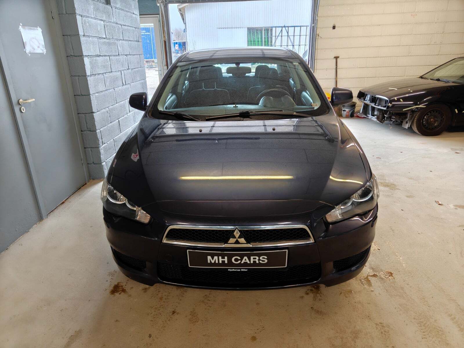 Mitsubishi Lancer 1,8 Invite SportSedan