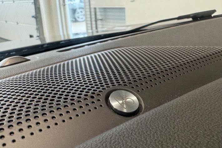 Blå Ford Kuga fra 2022